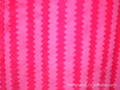 常熟市恒润针纺织品 专业供应多元化PV绒产品